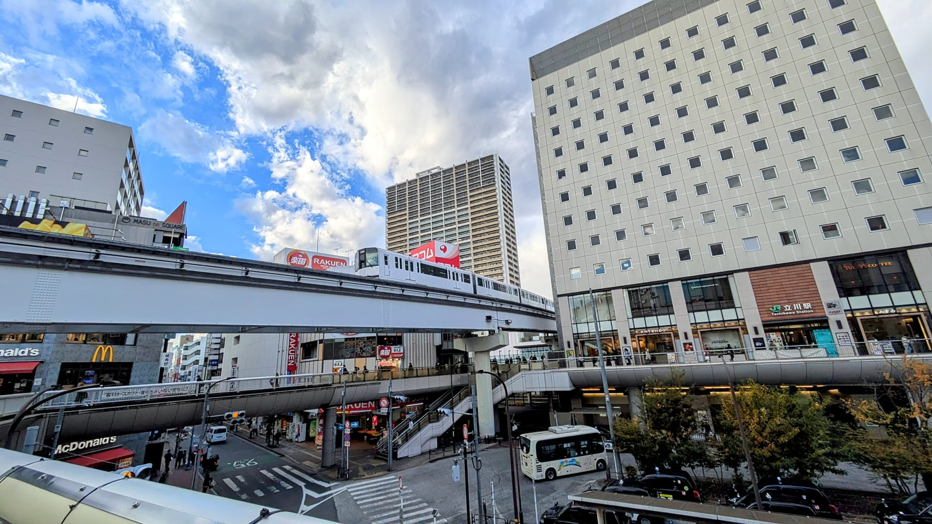 銀座ダイヤモンドシライシ立川店へのアクセス
