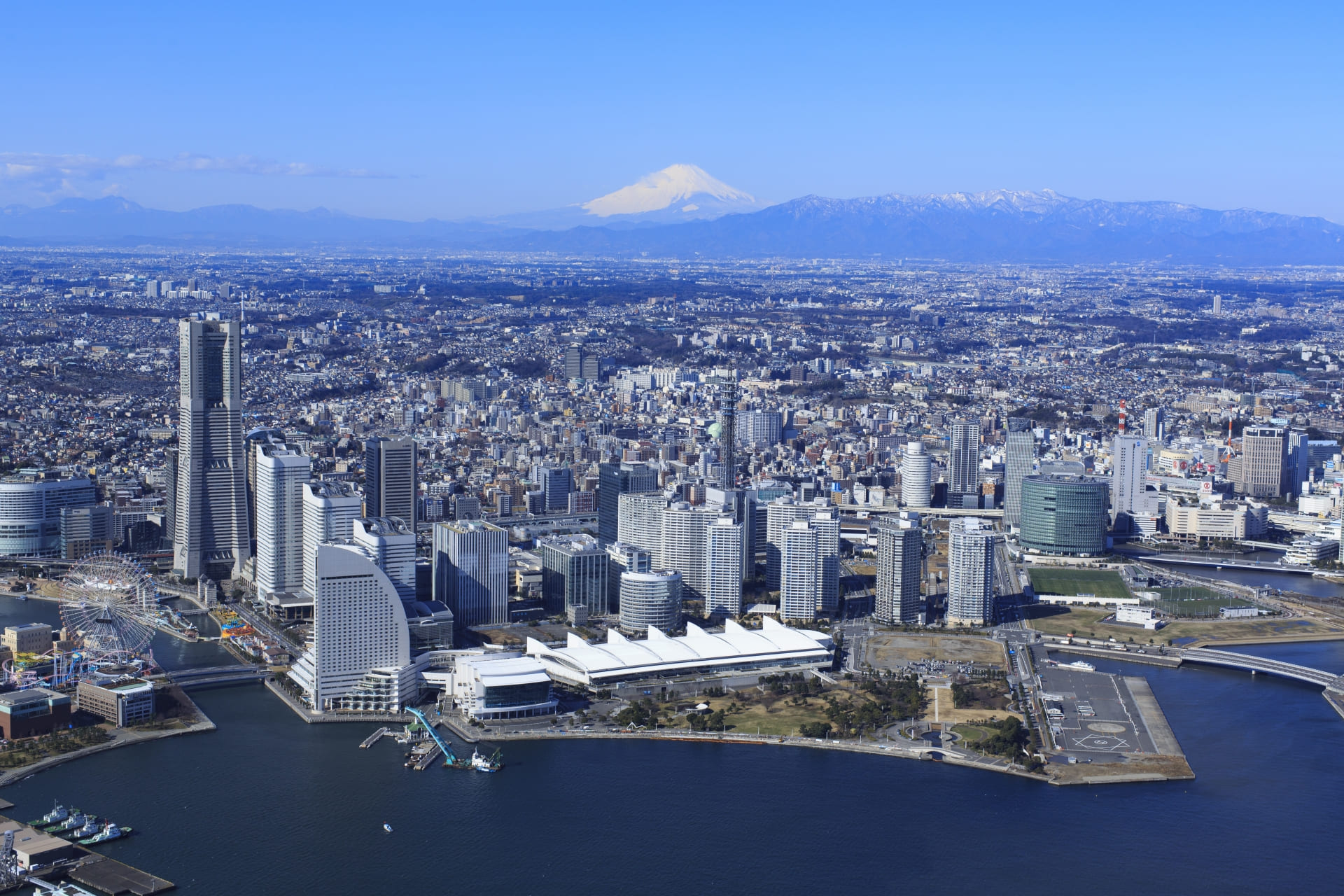 銀座ダイヤモンドシライシ横浜ランドマークプラザ店へのアクセス