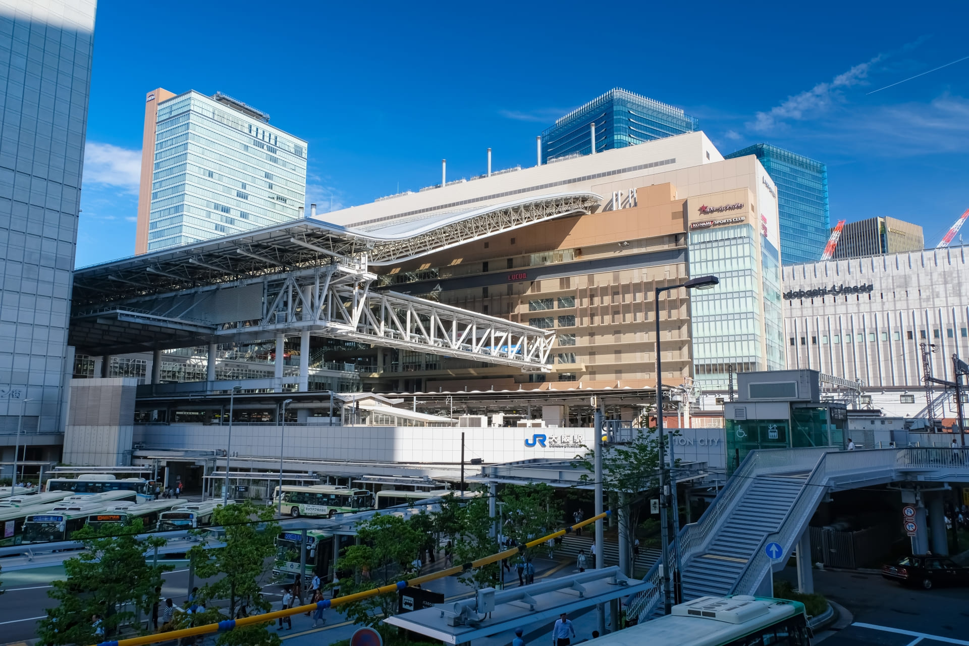 銀座ダイヤモンドシライシ大阪店へのアクセス